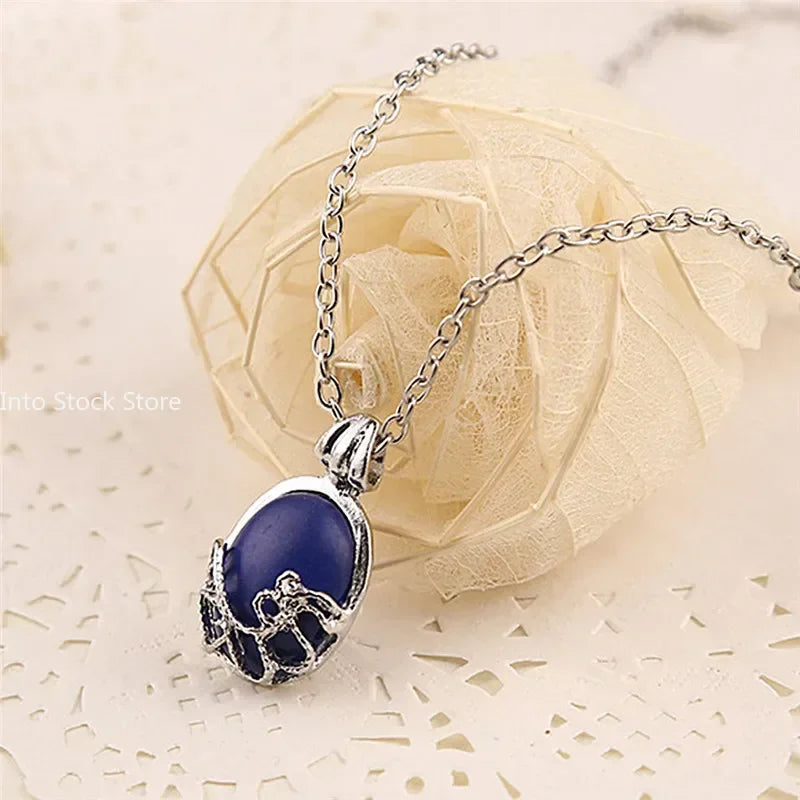 Pendentif Elena – Bijou Vintage Inspiré de Vampire Diaries