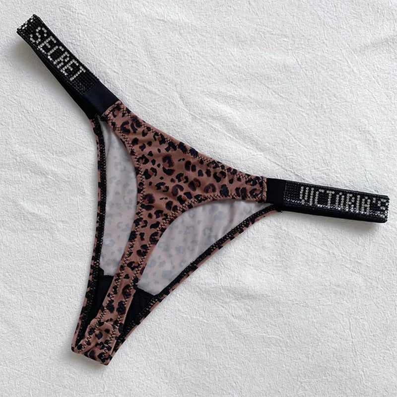 LuxeFit – String Brillant Taille Basse